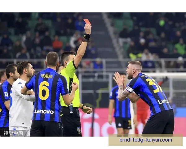 什克里尼亚尔助球队稳固后防线，防守表现亮眼再显神威