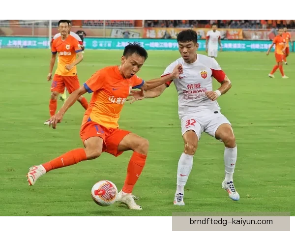 山东泰山主场继续保持不败，球队状态回暖值得关注